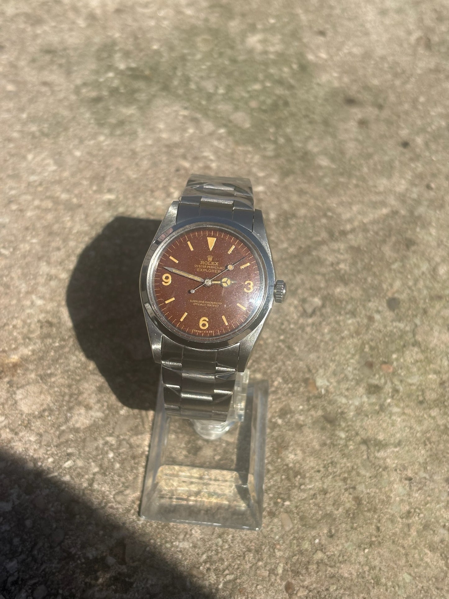 1016 Tropical Dial Vintage Explorer