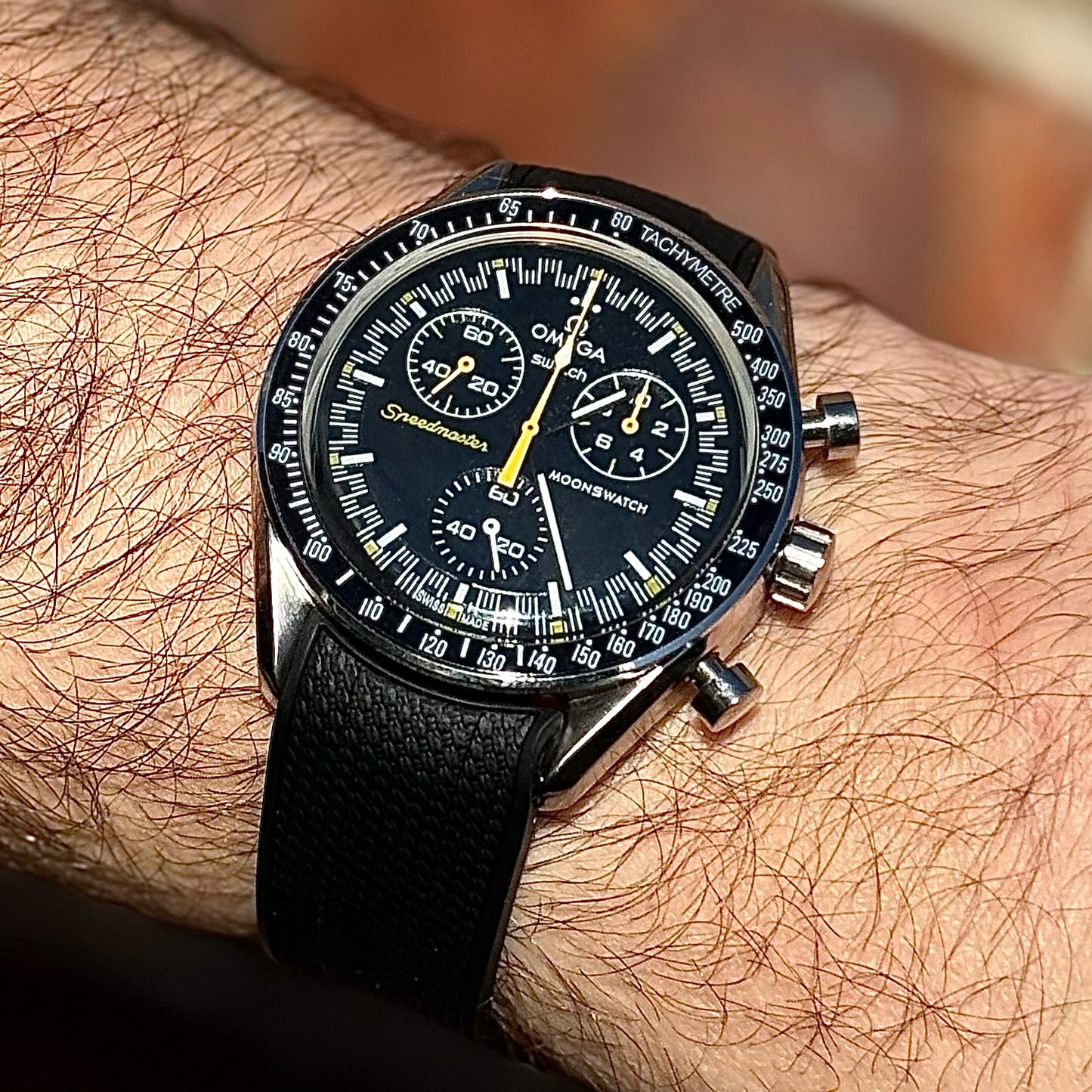 MoonMod Black And Yellow Concept