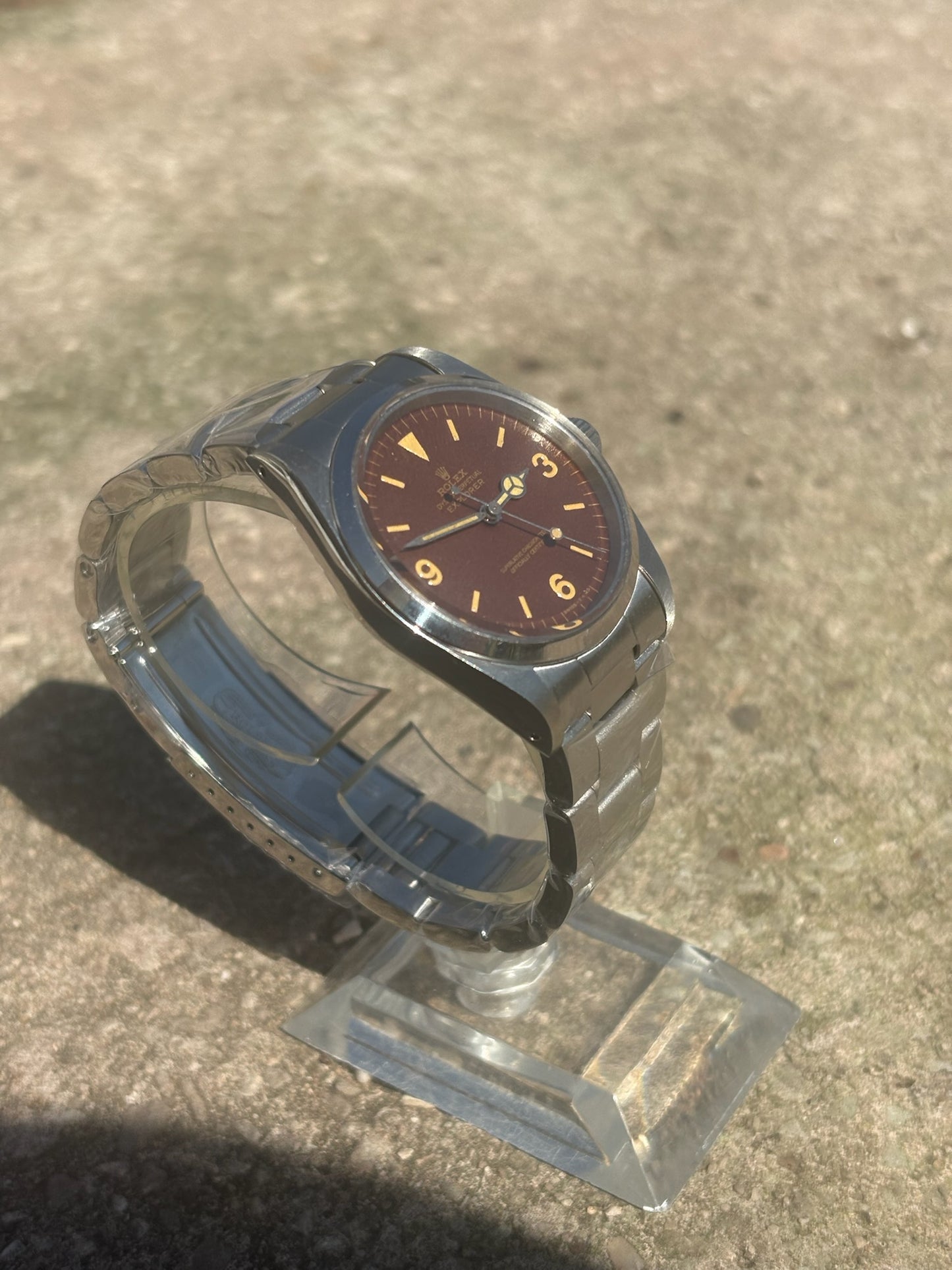 1016 Tropical Dial Vintage Explorer