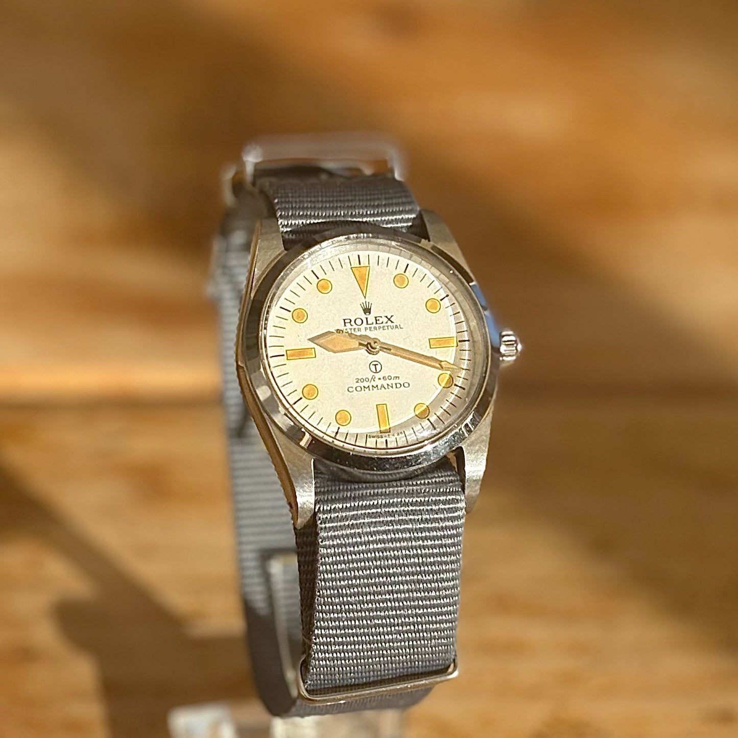 6426 Vintage Albino Commando