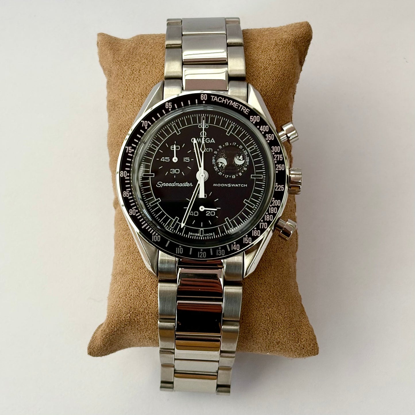 MoonMod Black Snoopy Moonphase Metal Moonswatch