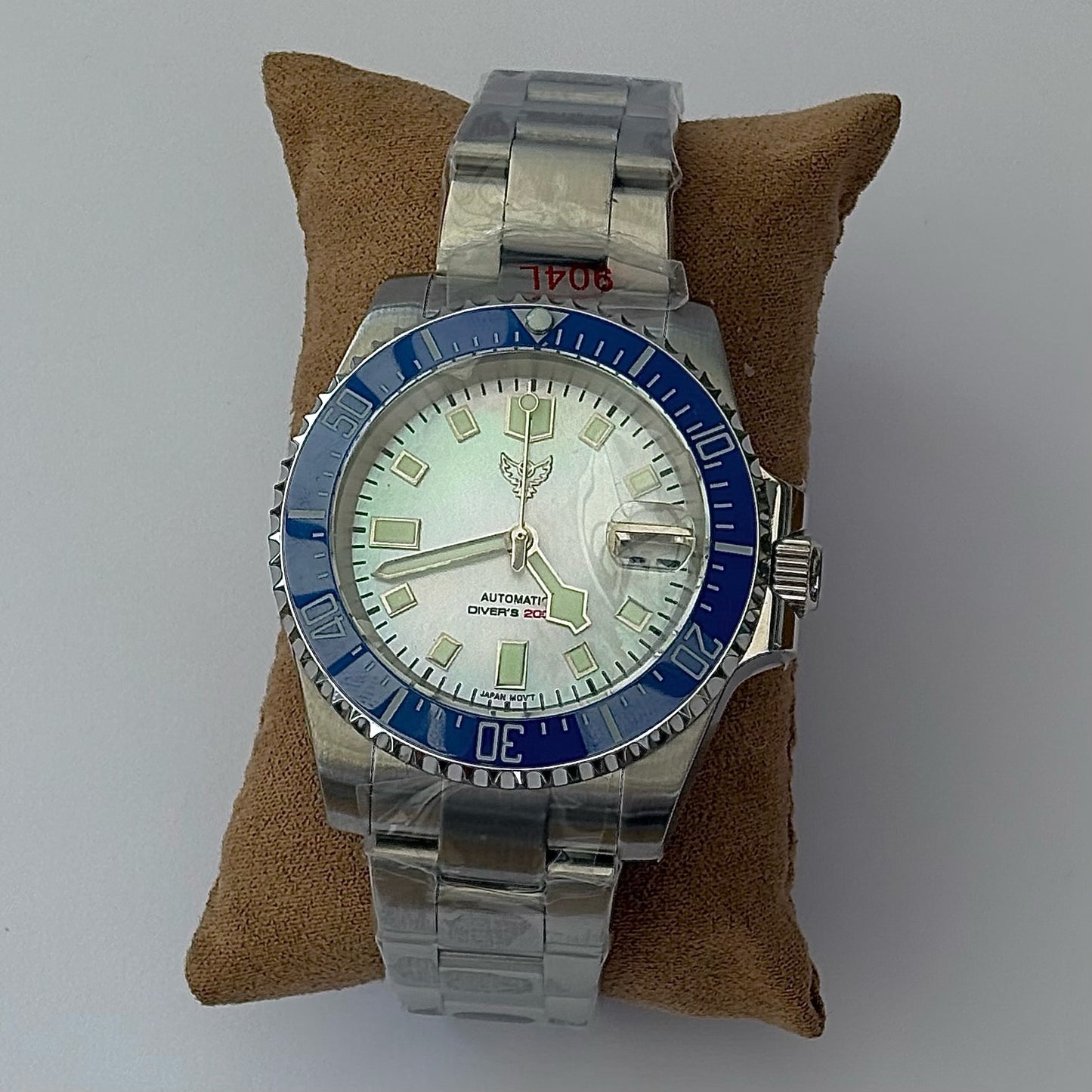 40mm Blue Divers Watch