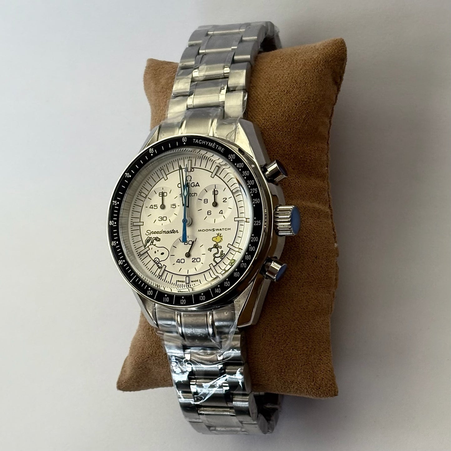 MoonMod Snoopy Concept – White