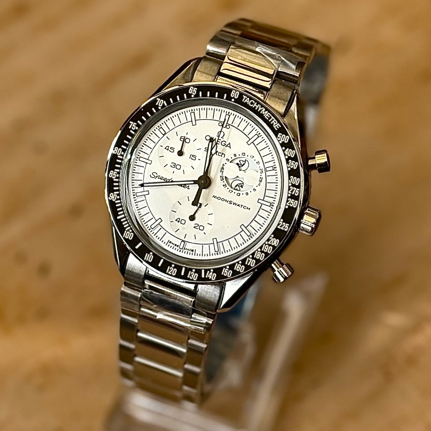 MoonMod Snoopy Moonphase In White